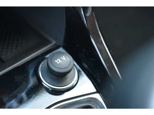 Volkswagen T-Cross Life Edition Inclusief €2000,- inruilvoordeel | 'App-Connect' draadloze smartphone integratie | 4... ActivLease financial lease