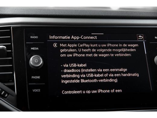 Volkswagen T-Roc 1.0 TSI Style | Navi | Adaptive Cruise | App Connect | ActivLease financial lease