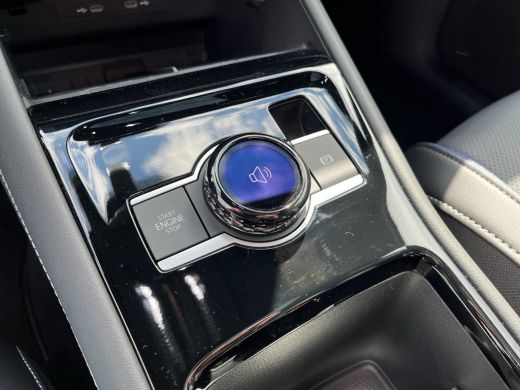 Volkswagen Tiguan 1.5 TSI 110kW DSG R-Line | 150Pk | Leder | Pano dak | HUD | Trekhaak | ERGO Active | Verwarmde/ge... ActivLease financial lease