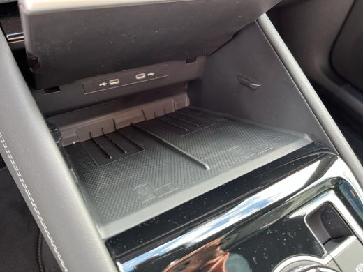 Volkswagen Tiguan 1.5 TSI 110kW DSG R-Line | 150Pk | Leder | Pano dak | HUD | Trekhaak | ERGO Active | Verwarmde/ge... ActivLease financial lease