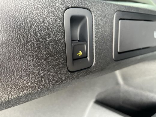 Volkswagen Tiguan 1.5 TSI 110kW DSG R-Line | 150Pk | Leder | Pano dak | HUD | Trekhaak | ERGO Active | Verwarmde/ge... ActivLease financial lease