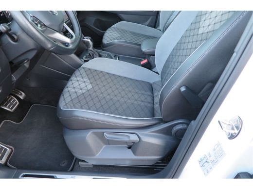 Volkswagen Tiguan 1.5 TSI 150pk DSG 2xR-Line Virtual Cockpit , Trekhaak, Camera , Navi , DAB+ , Carplay , Led verli... ActivLease financial lease