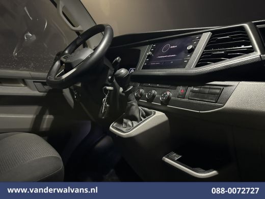 Volkswagen Transporter 2.0 TDI 150pk L2H1 Euro6 Airco | Navigatie | Apple Carplay | Cruisecontrol Trekhaak, Android Auto... ActivLease financial lease