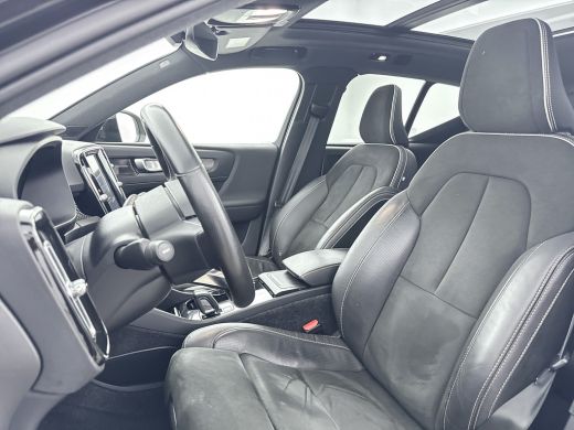 Volvo  XC40 P8 AWD Recharge R-Design | 19" | Panoramadak | Vol Leder | Elektr. verst. stoelen | Harman Kardon... ActivLease financial lease