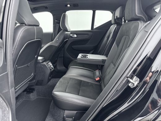 Volvo  XC40 P8 AWD Recharge R-Design | 19" | Panoramadak | Vol Leder | Elektr. verst. stoelen | Harman Kardon... ActivLease financial lease