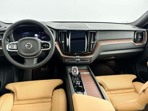 Volvo  XC60 2.0 T6 Plug-in hybrid AWD Plus Dark | 19" Allseason | Luchtvering | Geventileerd Nappa Leder | Tr... ActivLease financial lease