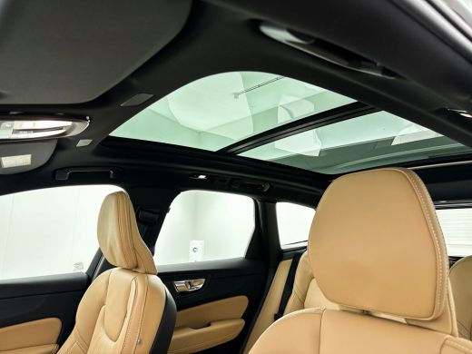 Volvo  XC60 2.0 T6 Plug-in hybrid AWD Plus Dark | 19" Allseason | Luchtvering | Geventileerd Nappa Leder | Tr... ActivLease financial lease