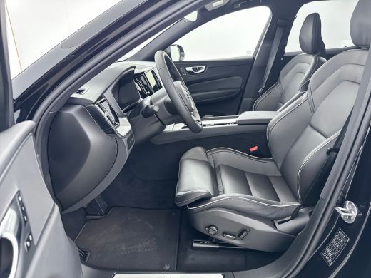 Volvo  XC60 T6 Recharge Plus Dark | 19" Allseason | Sportstoelen | Trekhaak | Full LED | Elektrisch verstelba... ActivLease financial lease