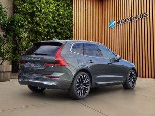 Volvo  XC60 Recharge Plug-In Hybrid AWD Ultra Bright | Pilot Assist | 21" Velgen | Panoramadak | 360 Camera |...