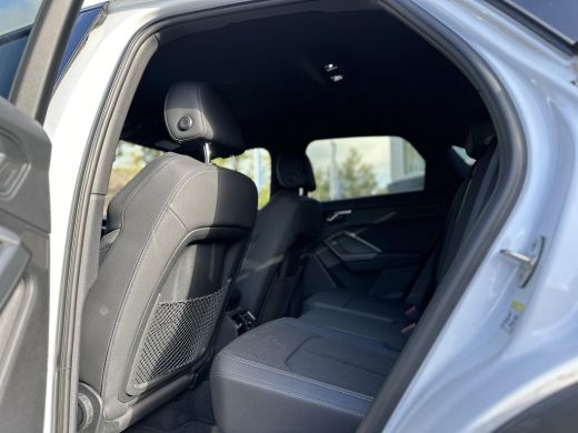 Audi Q3 45 TFSI e S Edition PLUG IN HYBRIDE||2x S-LINE BINNEN + BUITEN| ADAPTIVE CRUISE| DODE HOEK | ELEK... ActivLease financial lease