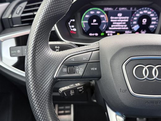 Audi Q3 45 TFSI e S Edition VAN: &euro;36.900,- VOOR: &euro;31.877,- UW EINDEJAARSVOORDEEL: &euro;5.023,- | PLUG IN HYBR... ActivLease financial lease