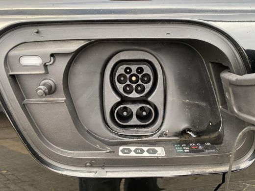 Audi Q4 e-tron 50 quattro 77 kWh S LINE in- exterieur | HEAD UP DISPLAY | ELECTR. STOELEN+GEHEUGEN | PANORAMADAK... ActivLease financial lease