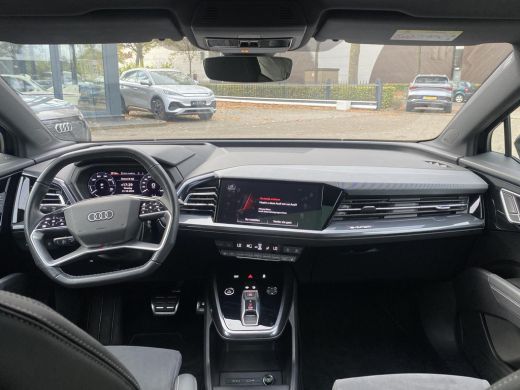 Audi Q4 e-tron 50 quattro 77 kWh S LINE in- exterieur | HEAD UP DISPLAY | ELECTR. STOELEN+GEHEUGEN | PANORAMADAK... ActivLease financial lease