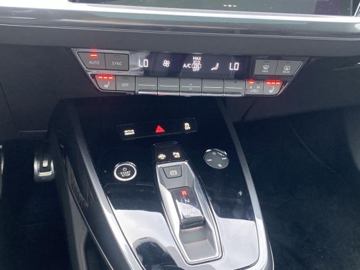Audi Q4 e-tron 50 quattro 77 kWh S LINE in- exterieur | HEAD UP DISPLAY | ELECTR. STOELEN+GEHEUGEN | PANORAMADAK... ActivLease financial lease