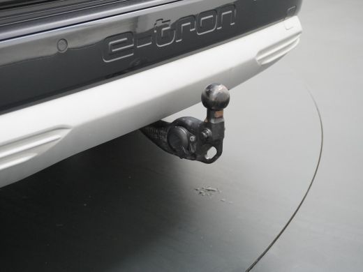 Audi Q4 e-tron 50 quattro Advanced edition 77 kWh VAN: &euro;42.900 VOOR: &euro; 36.877,- UW EINDEJAARSVOORDEEL: &euro;6.023 | ... ActivLease financial lease