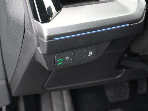 Audi Q4 e-tron 50 quattro Advanced edition 77 kWh VAN: &euro;42.900 VOOR: &euro; 36.877,- UW EINDEJAARSVOORDEEL: &euro;6.023 | ... ActivLease financial lease