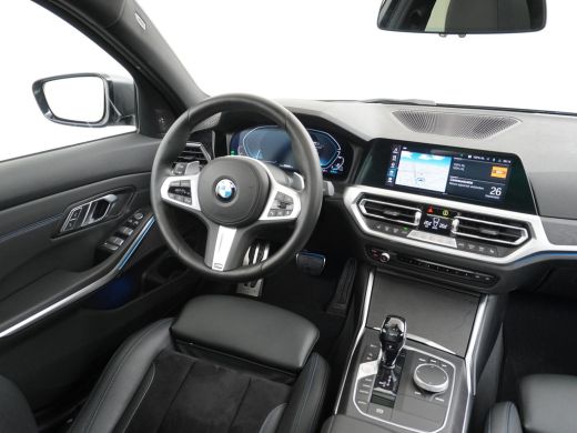 BMW 3 Serie Touring 330e High Executive VAN: &euro;36.900,- VOOR: &euro;32.877,- UW EINDEJAARSVOORDEEL: &euro;4.023,- | M SP... ActivLease financial lease