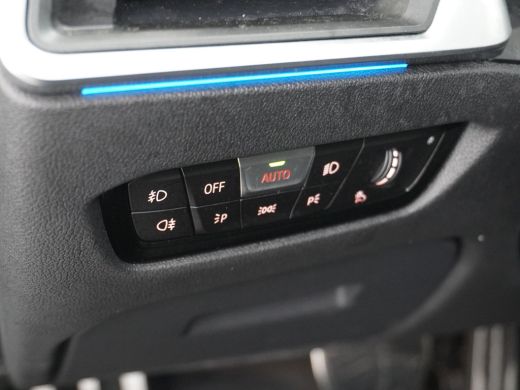 BMW 3 Serie Touring 330e High Executive VAN: &euro;36.900,- VOOR: &euro;32.877,- UW EINDEJAARSVOORDEEL: &euro;4.023,- | M SP... ActivLease financial lease