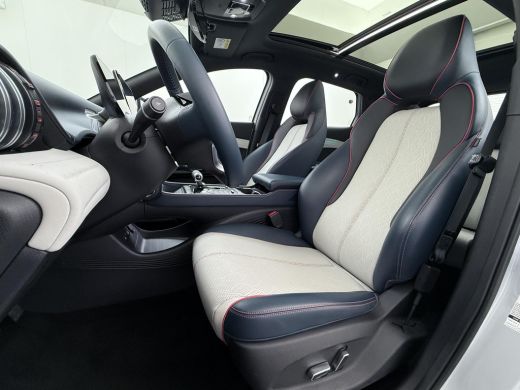 BYD ATTO 3 Comfort 60 kWh FABR. GARANTIE T/M 2029 | AANDRIJFLIJN EN ACCU ZELFS T/M 2031| PANO | STOELVERW.| ActivLease financial lease