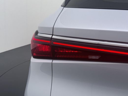 BYD ATTO 3 Comfort 60 kWh FABR. GARANTIE T/M 2029 | AANDRIJFLIJN EN ACCU ZELFS T/M 2031| PANO | STOELVERW.| ActivLease financial lease