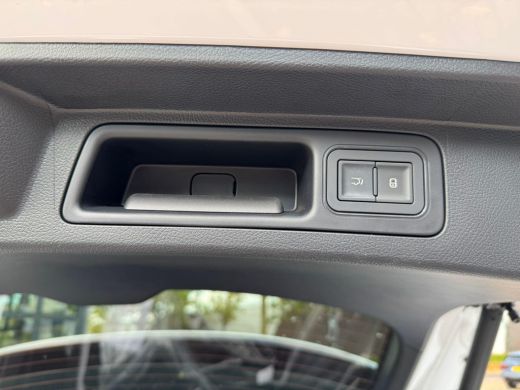 BYD SEAL U 1.5 DM-i FWD Boost NIEUWE AUTO 1E REG. 25-08-2025 | 6JR. BYD VOLLEDIGE FABR. GARANTIE | RIJKLAARP... ActivLease financial lease