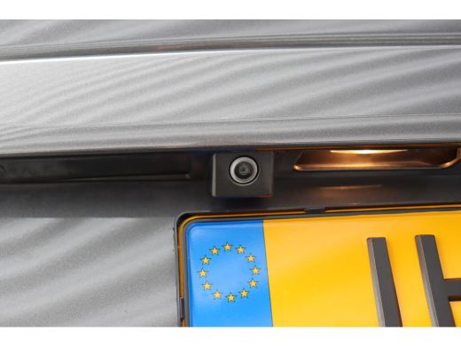 Citroën Berlingo Citroën 1.2 PURETECH 130PK SHINE AUTOMAAT / NAVI / CLIMA / LED / PDC / 17" LMV / CAMERA / KEYLESS... ActivLease financial lease