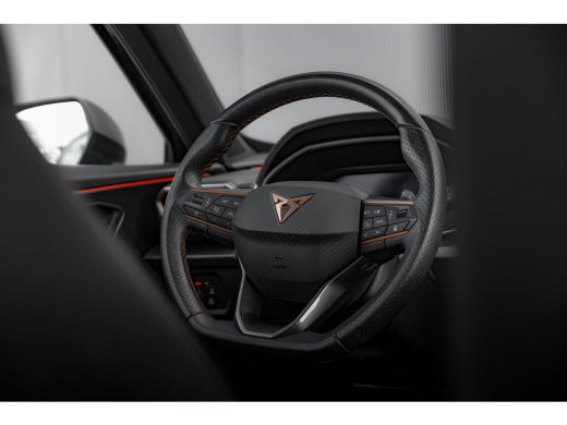 CUPRA Formentor 1.4 e-Hybrid 245pk VZ Performance | Achteruitrijcamera | Dodehoeksensor | Bestuurdersstoel Elektr... ActivLease financial lease