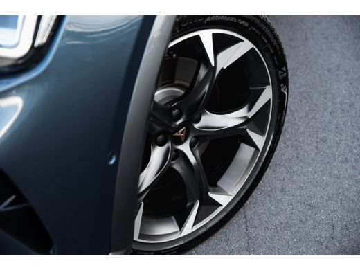 CUPRA Formentor 1.4 e-Hybrid 245pk VZ Performance | Achteruitrijcamera | Dodehoeksensor | Bestuurdersstoel Elektr... ActivLease financial lease