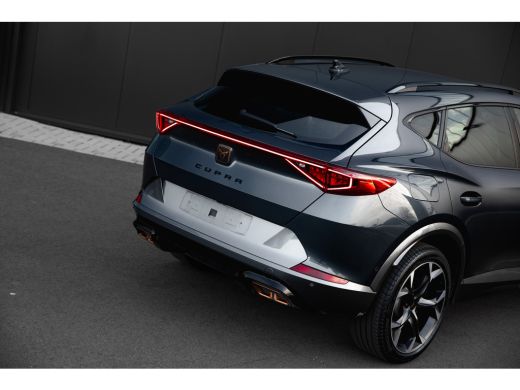 CUPRA Formentor 1.4 e-Hybrid 245pk VZ Performance | Achteruitrijcamera | Dodehoeksensor | Bestuurdersstoel Elektr... ActivLease financial lease