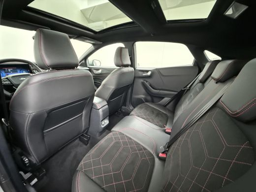 Ford Puma ST-line X 155pk VAN: &euro;33.900,- VOOR: &euro;29.877,- UW EINDEJAARSVOORDEEL: &euro;4.023,- | MHEV BOMVOL!!| W... ActivLease financial lease