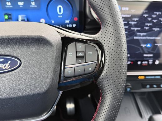 Ford Puma ST-line X 155pk VAN: &euro;33.900,- VOOR: &euro;29.877,- UW EINDEJAARSVOORDEEL: &euro;4.023,- | MHEV BOMVOL!!| W... ActivLease financial lease