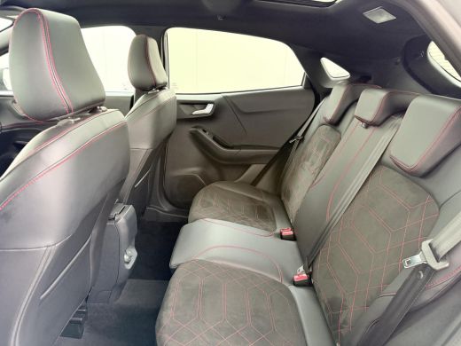 Ford Puma ST-line X 155PK VAN: &euro;33.900,- VOOR: &euro;29.877,- UW EINDEJAARSVOORDEEL: &euro;4.023 | MHEV BOMVOL!!| WIN... ActivLease financial lease