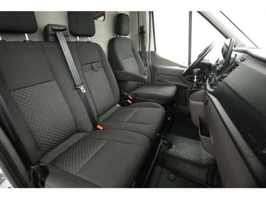 Ford Transit 350 2.0 TDCI L2H2 Trend | Airco | Camera | Cruise | 3-Zits | Carplay | Stoelverw. ActivLease financial lease