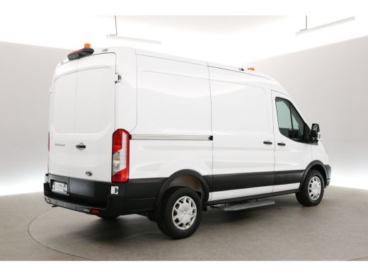 Ford Transit 350 2.0 TDCI L2H2 Trend | Airco | Camera | Cruise | 3-Zits | Carplay | Stoelverw. ActivLease financial lease