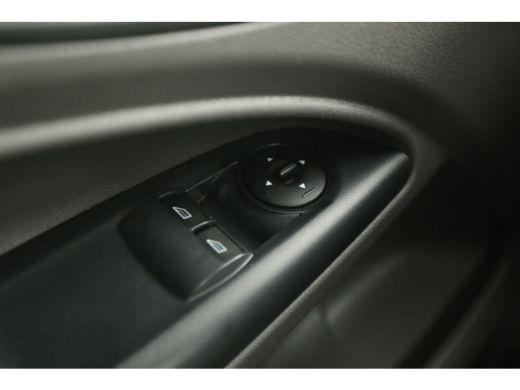 Ford Transit Connect 1.5 EcoBlue L2 | 120PK | 3-Zits | Airco | Cruise | Camera | Carplay | Navi | Parkeersens. ActivLease financial lease