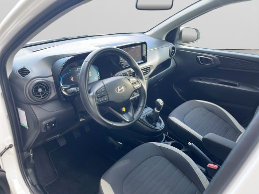 Hyundai i10 1.0 66pk Comfort Smart | LED | Airco | Carplay | Camera | Navigatie | Bluetooth | Cruisecontrol |... ActivLease financial lease