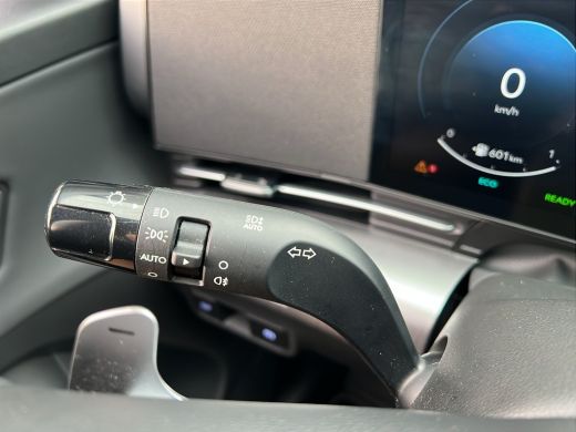 Hyundai Kona 1.6 GDI 141pk HEV Premium | Premium audio | 360 camera | Bestuurdersstoel met geheugen | Adaptive... ActivLease financial lease