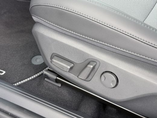 Kia Niro EV E-Niro AIR 64kWh BETREFT NIEUWE AUTO! | KIA GARANTIE VOLLEDIG | ELECTR BEST. STOEL | DODE HOEK | ... ActivLease financial lease