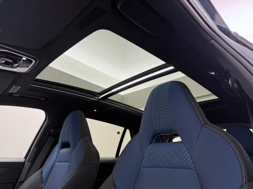 Lynk & Co 01 1.5 31.000KM!!| TOPSTAAT| ZWARTE HEMEL| FULL OPTIONS| PANO| 360 CAM| ELEK. ACHTERKLEP| ActivLease financial lease