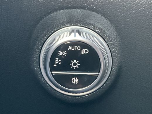 Mercedes-Benz C-Klasse 220 D AMG Line Stoel.electr.Verw Sfeerverl, Hybride Nieuwstaat Grafietgrijs metalliclak ActivLease financial lease