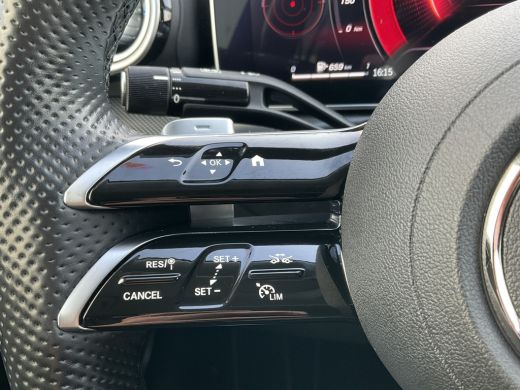 Mercedes-Benz C-Klasse 220 D AMG Line Stoel.electr.Verw Sfeerverl, Hybride Nieuwstaat Grafietgrijs metalliclak ActivLease financial lease