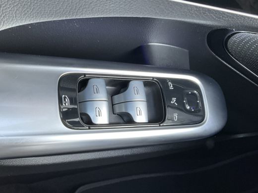 Mercedes-Benz C-Klasse 220 D AMG Line Stoel.electr.Verw Sfeerverl, Hybride Nieuwstaat Grafietgrijs metalliclak ActivLease financial lease