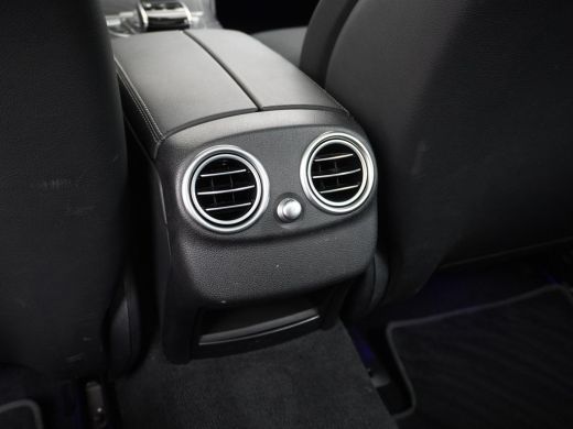 Mercedes-Benz C-Klasse Estate 300 e Advantage Pack AMG VAN: &euro;32.900,- VOOR: &euro;27.877,- UW EINDEJAARSVOORDEEL: &euro;5.023,- | ... ActivLease financial lease