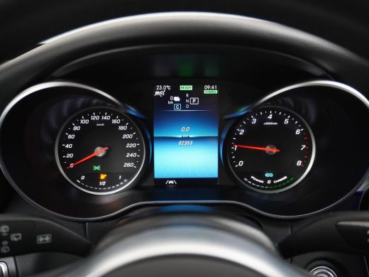 Mercedes-Benz C-Klasse Estate 300 e Advantage Pack AMG VAN: &euro;32.900,- VOOR: &euro;27.877,- UW EINDEJAARSVOORDEEL: &euro;5.023,- | ... ActivLease financial lease