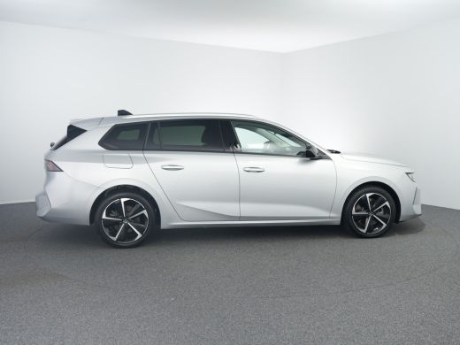 Opel Astra Sports Tourer 1.6 180pk Hybrid Elegance | Achterbank in delen neerklapbaar | Adaptive cruise cont... ActivLease financial lease