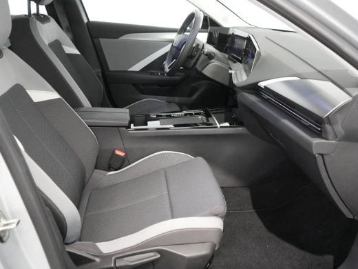 Opel Astra Sports Tourer 1.6 180pk Turbo Hybrid | Airco (automatisch) | Apple Carplay/Android Auto | Autonom... ActivLease financial lease