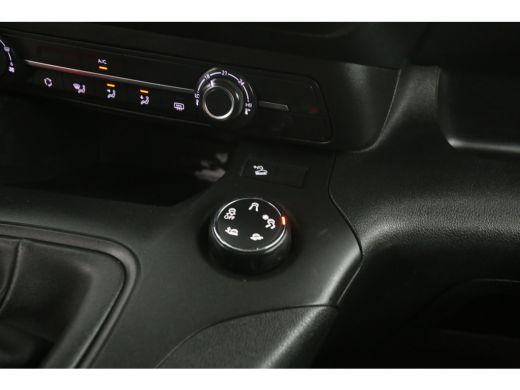 Opel Combo 1.5D L2 131PK | Airco | 3-Zits | Cruise | Parkeersens. ActivLease financial lease