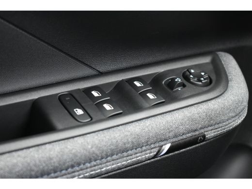 Opel Frontera GS - Electric | 11 kW boordlader | 17" Lichtmetalen velgen in Zwart met 215/60 R17 banden | Achte... ActivLease financial lease