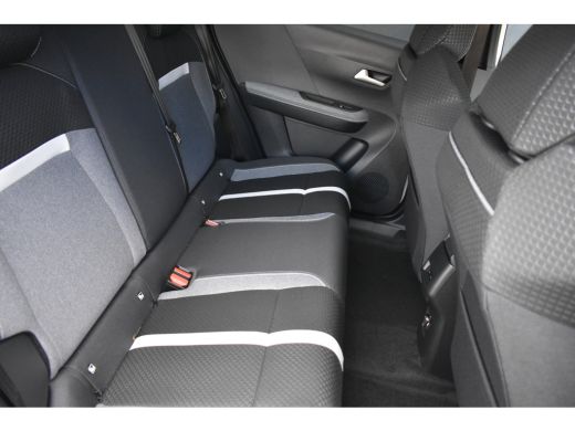 Opel Frontera GS - Electric | 11 kW boordlader | 17" Lichtmetalen velgen in Zwart met 215/60 R17 banden | Achte... ActivLease financial lease