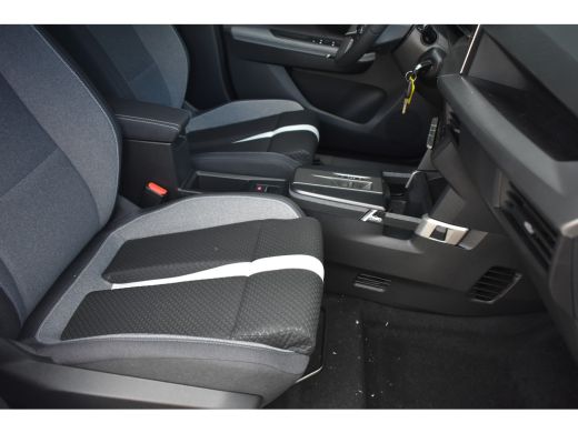 Opel Frontera GS - Electric | 11 kW boordlader | 17" Lichtmetalen velgen in Zwart met 215/60 R17 banden | Achte... ActivLease financial lease